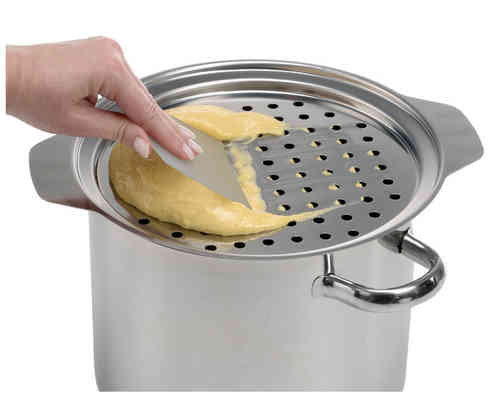 Spätzle top with scraper, for pan Ø from 24 to 28 cm, plastic scraper included